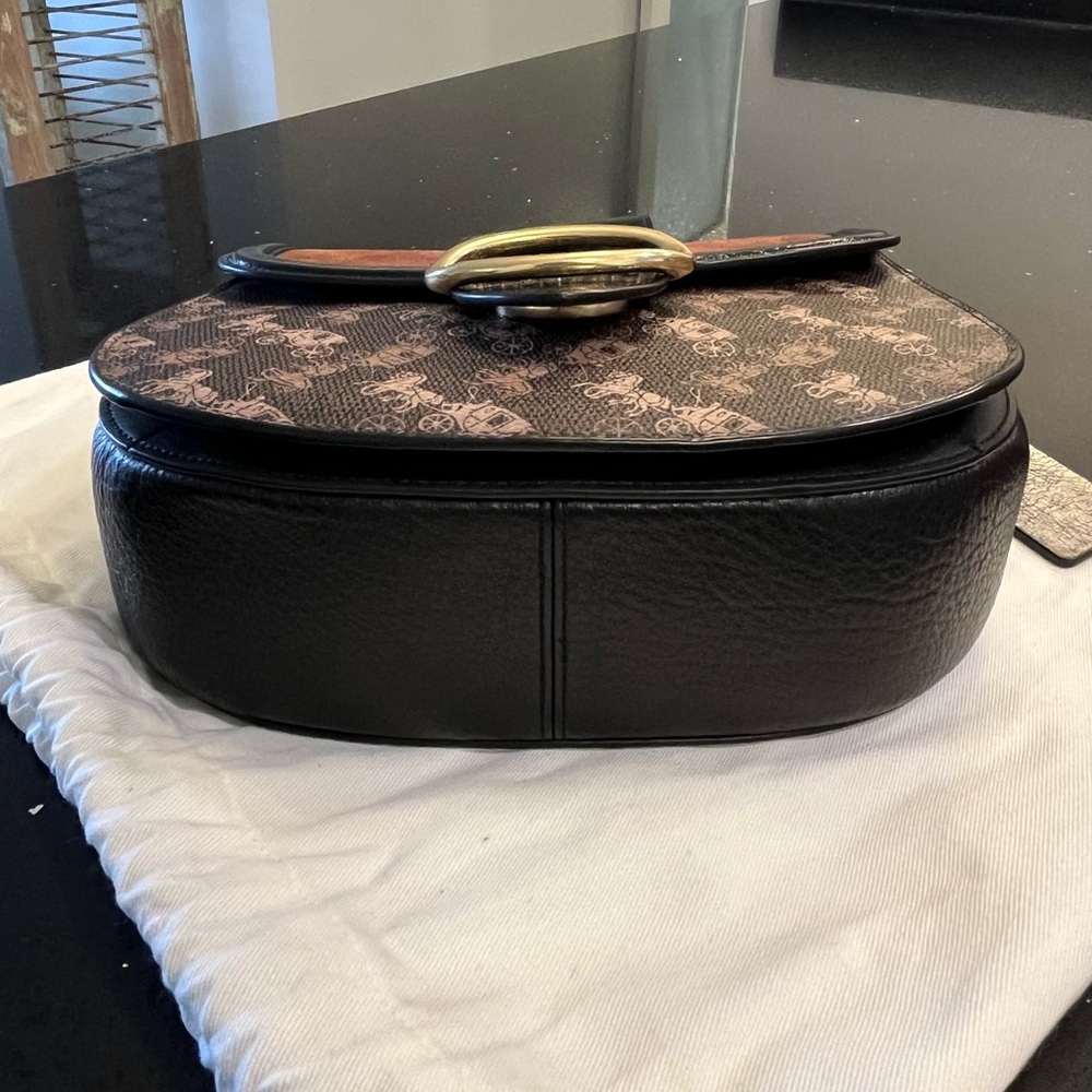 Coach Kat Saddle Bag 20 with Horse and Carriage print - Picture 7 of 15